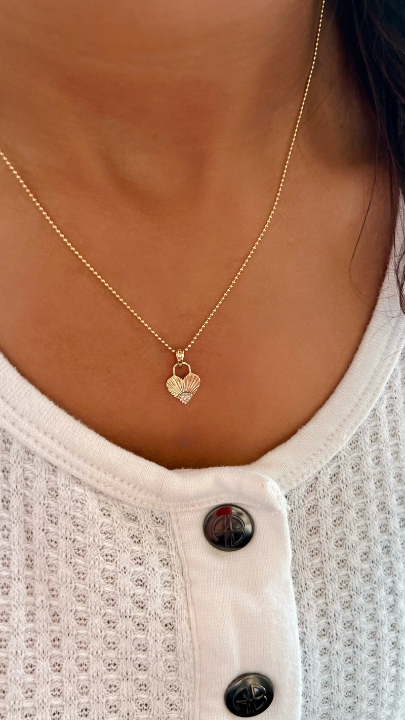 MINI DIAMOND HEART SHELL NECKLACE