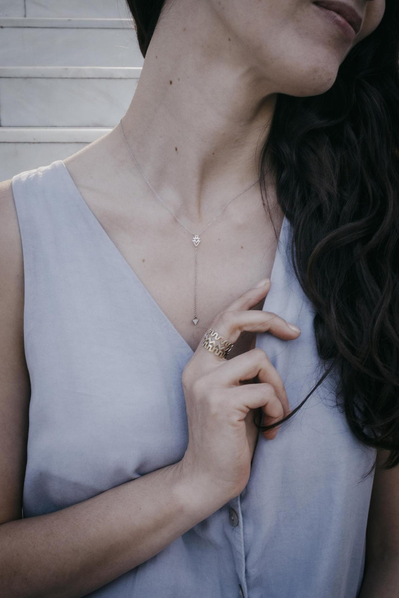 TRIANGLE LARIAT YELLOW GOLD NECKLACE