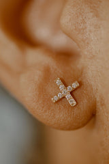 X EARRING WITH DIAMOND